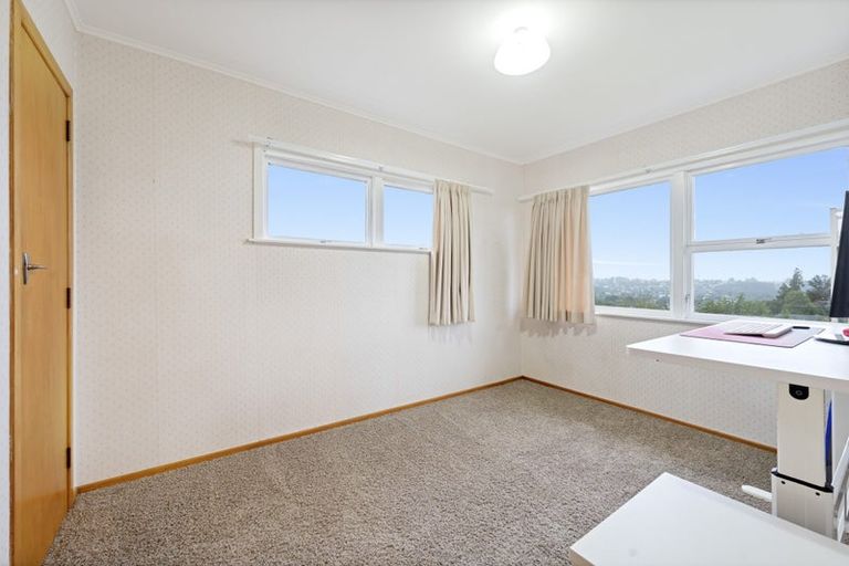 Photo of property in 175 Waimumu Road, Massey, Auckland, 0614