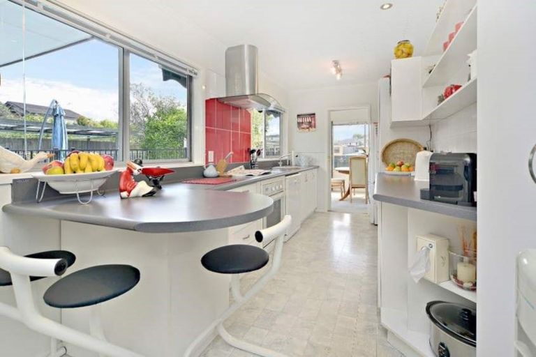 Photo of property in 8 Sherie Place, Howick, Auckland, 2014