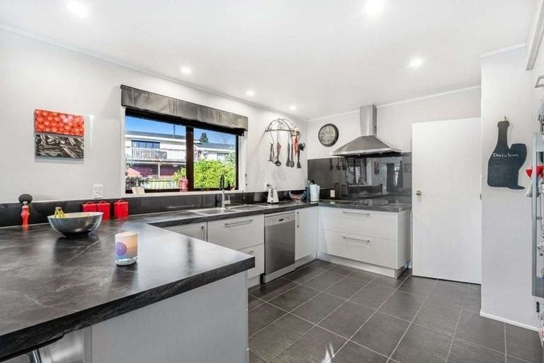 Photo of property in 109 Wellington Street, Pukekohe, 2120