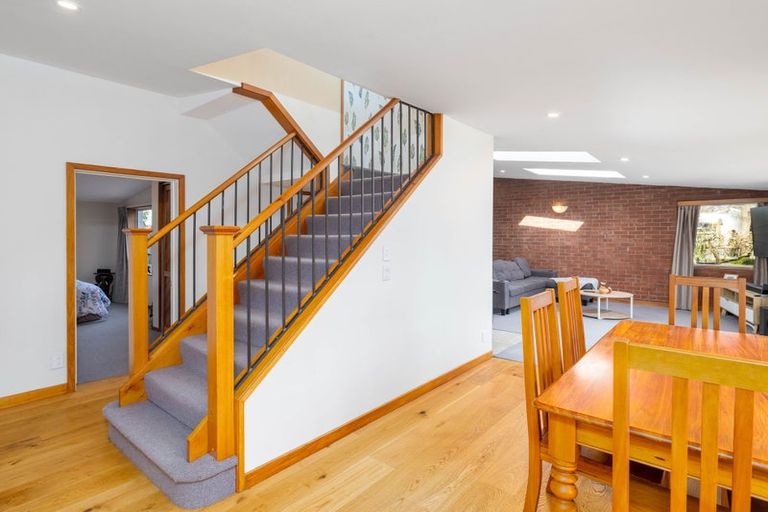 Photo of property in 7 Sawtell Place, Northcote, Christchurch, 8052