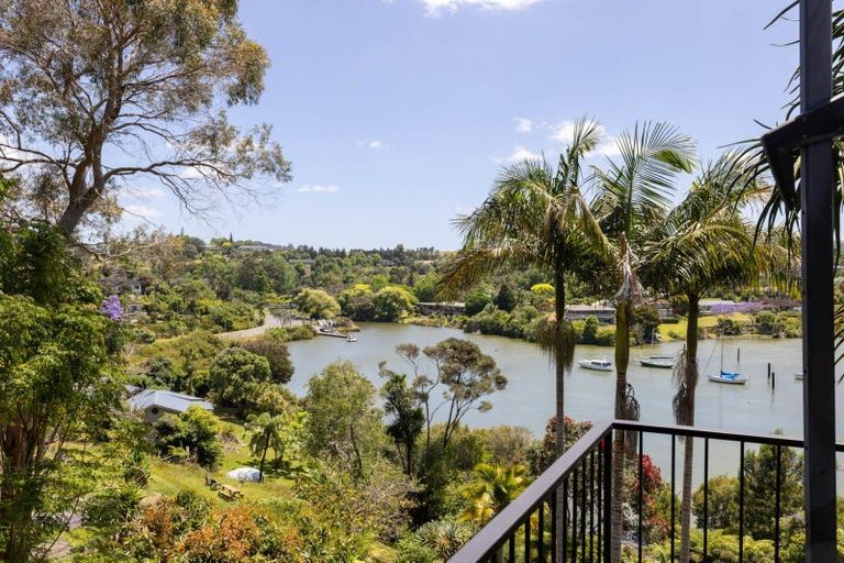 Photo of property in 22 Riverview Road, Kerikeri, 0230