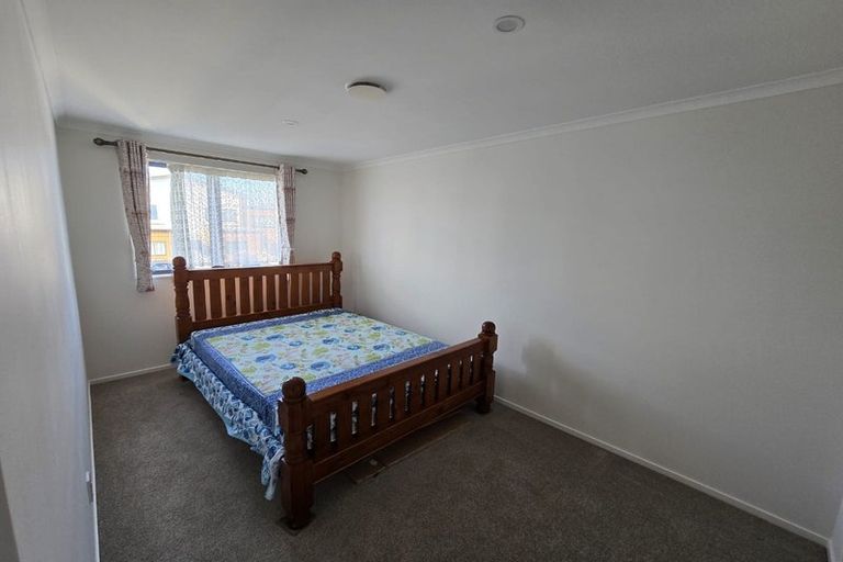 Photo of property in 24 Mahalo Avenue, Wiri, Auckland, 2104