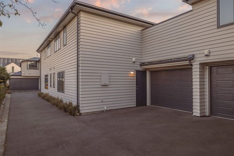 Photo of property in 2/72 Purchas Street, St Albans, Christchurch, 8014