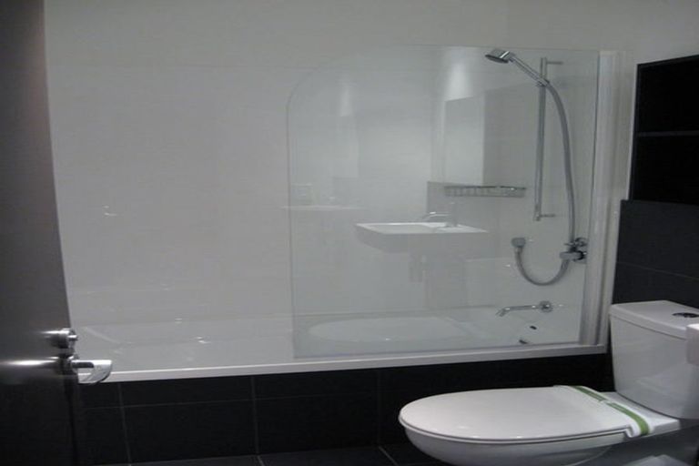 Photo of property in 3h/1 Hanson Street, Mount Cook, Wellington, 6021