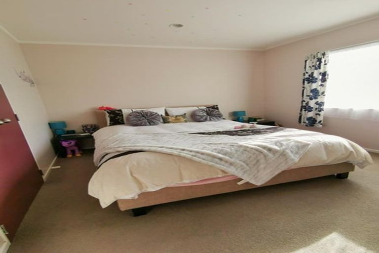 Photo of property in 151 Tirimoana Road, Te Atatu South, Auckland, 0602