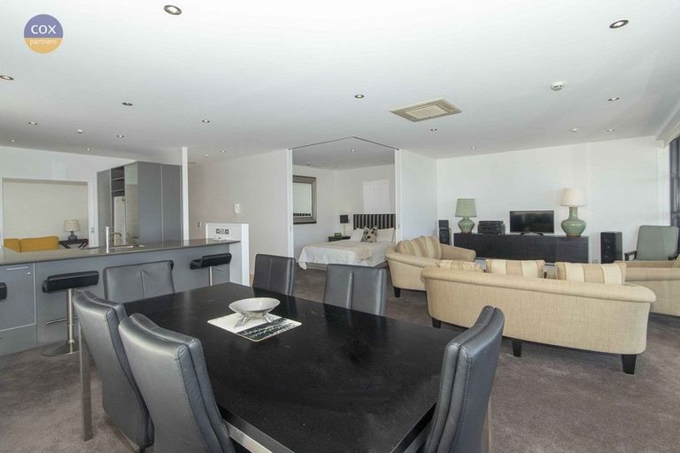 Photo of property in 301/7 Humber Street, Pandora, Napier, 4110