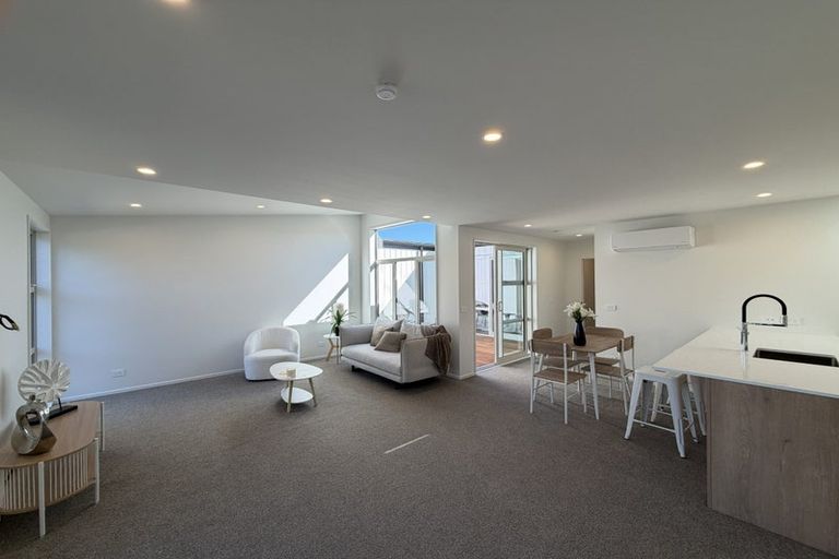 Photo of property in 9 Tieke Lane, Massey, Auckland, 0614