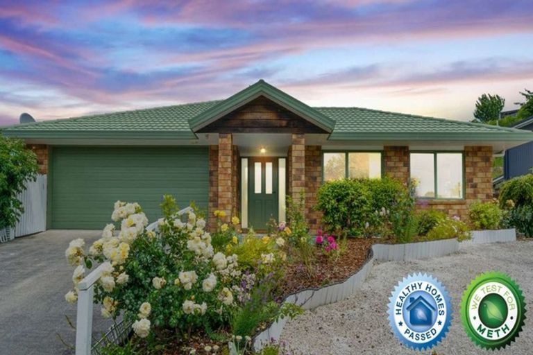 Photo of property in 4 Jeannie Way, Waikanae Beach, Waikanae, 5036