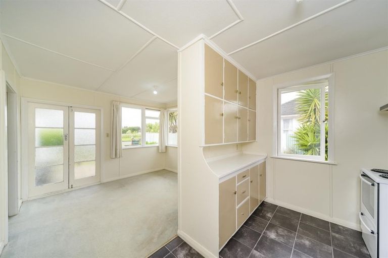 Photo of property in 26 Princess Street, Marton, 4710