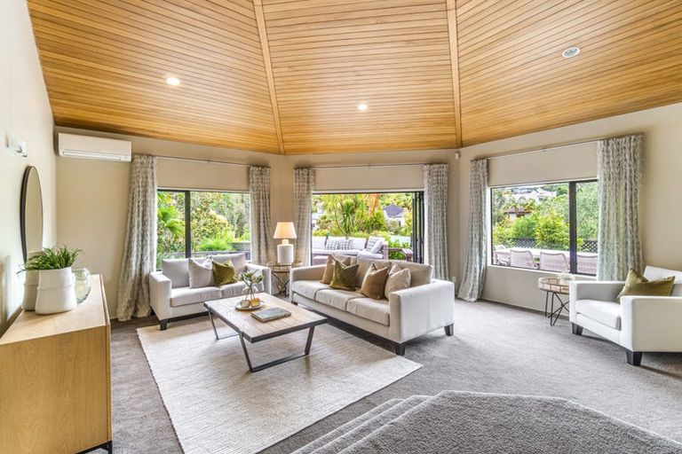 Photo of property in 73m Park Rise, Campbells Bay, Auckland, 0630