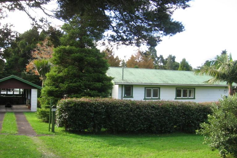 Photo of property in 25 Tane Road, Laingholm, Auckland, 0604