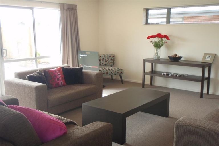 Photo of property in 14 Charente Way, Yaldhurst, Christchurch, 8042