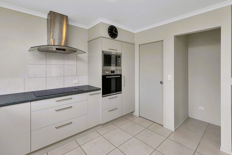 Photo of property in 20 Sando Way, One Tree Point, 0118