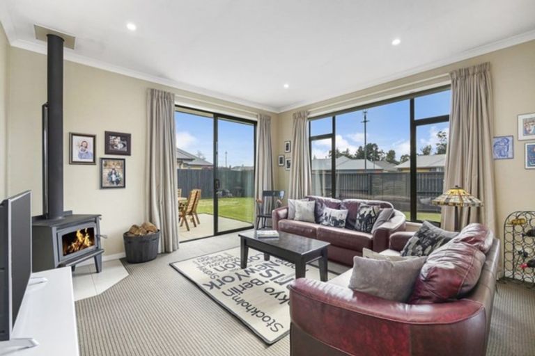 Photo of property in 10 Saint Andrews Lane, Kirwee, Darfield, 7571