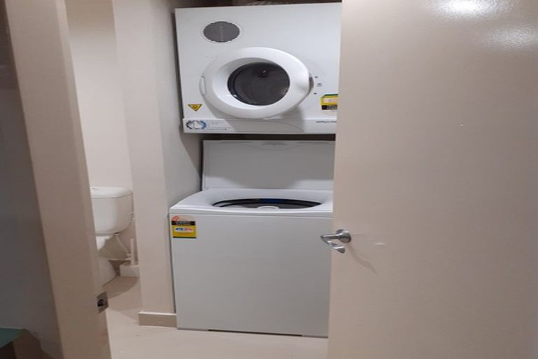 Photo of property in The Quay, 1/332b2 Lambton Quay, Wellington Central, Wellington, 6011