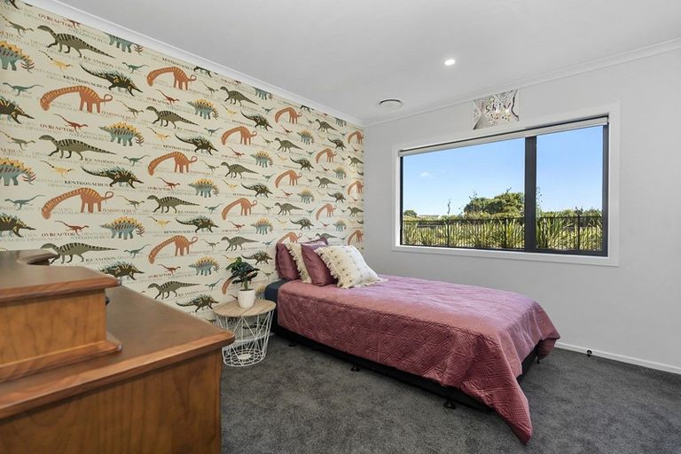 Photo of property in 24 The Meadows Drive, Flagstaff, Hamilton, 3210