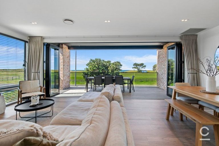 Photo of property in 5 Haneanea Way, Papamoa Beach, Papamoa, 3118