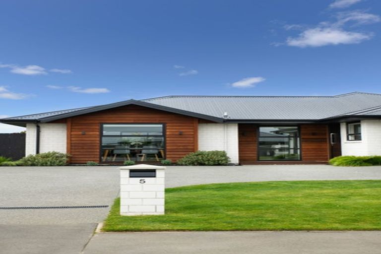 Photo of property in 5 Spirit Terrace, Rolleston, 7615