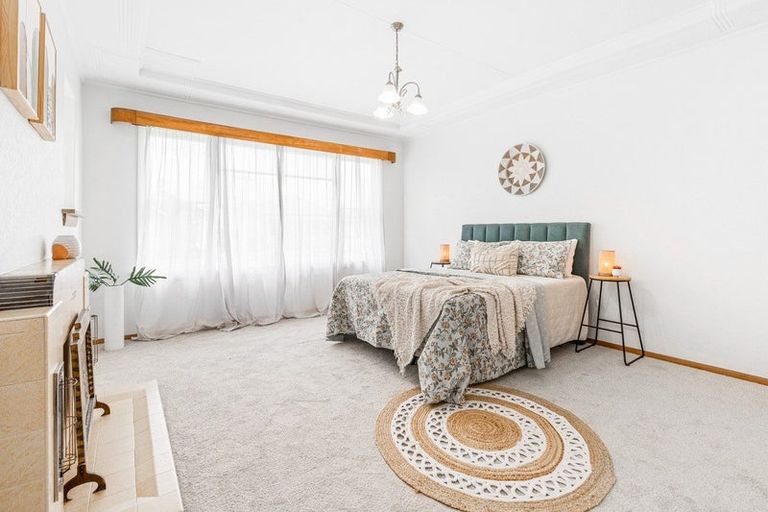 Photo of property in 57 Hargest Crescent, Saint Kilda, Dunedin, 9012