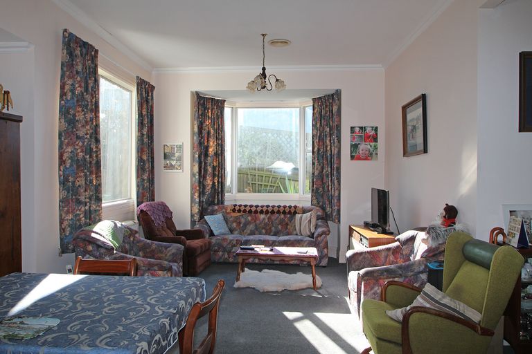 Photo of property in 28 Ure Street, South Hill, Oamaru, 9400