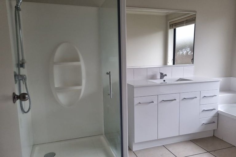 Photo of property in 33 Parkside Drive, Huntington, Hamilton, 3210