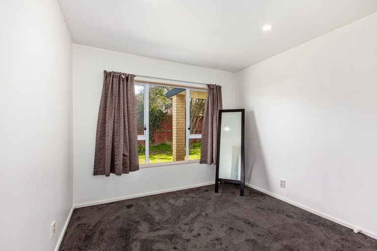 Photo of property in 3 Ipswich Grove, Wainuiomata, Lower Hutt, 5014