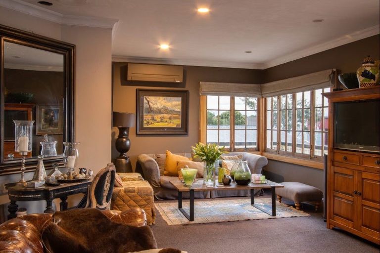 Photo of property in 12 Farndon Road, Clive, 4102