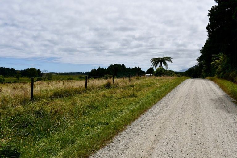 Photo of property in 216 Kongahu Swamp Road, Little Wanganui, Karamea, 7893