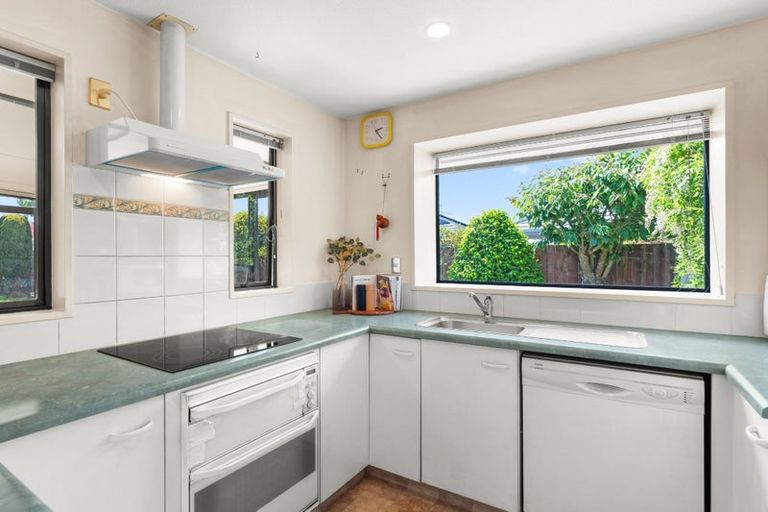 Photo of property in 12 Jerez Place, Hei Hei, Christchurch, 8042