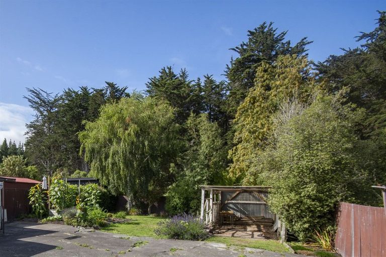 Photo of property in 19 Kiwi Avenue, Waikuku Beach, 7473