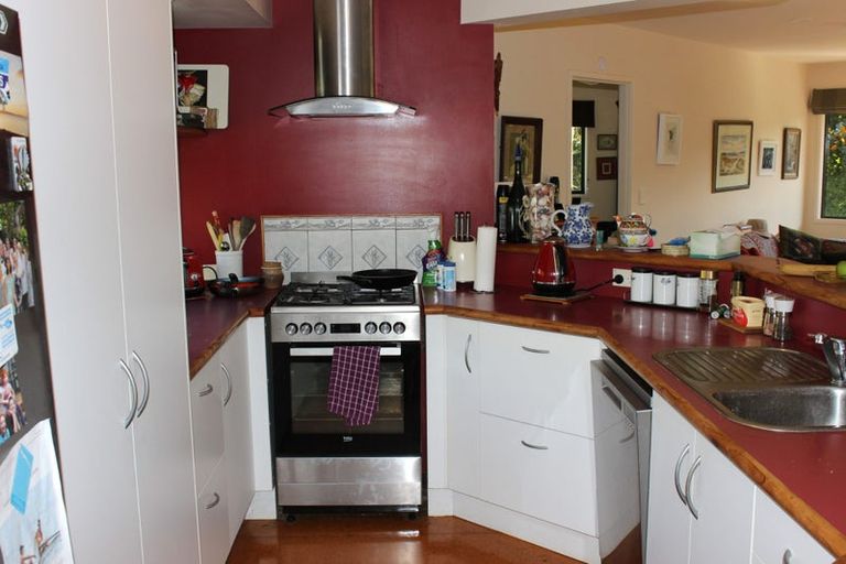 Photo of property in 111 Pinewood Court, Matarangi, Whitianga, 3592