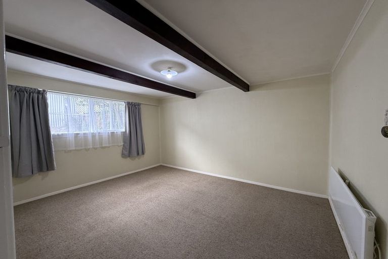 Photo of property in 8 Rixon Grove, Mount Victoria, Wellington, 6011