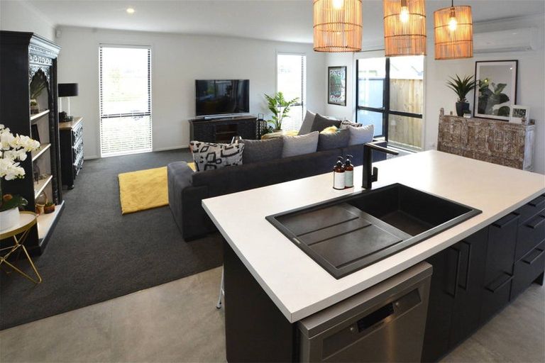 Photo of property in 27 Kuini Place, Motueka, 7120