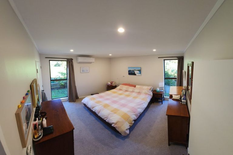 Photo of property in 10 Makatote Grove, Churton Park, Wellington, 6037