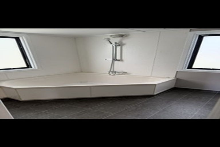 Photo of property in 200 Great North Road, Te Kamo, Kamo, 0185