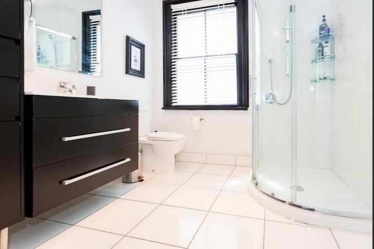 Photo of property in 135 Springfield Road, St Albans, Christchurch, 8014