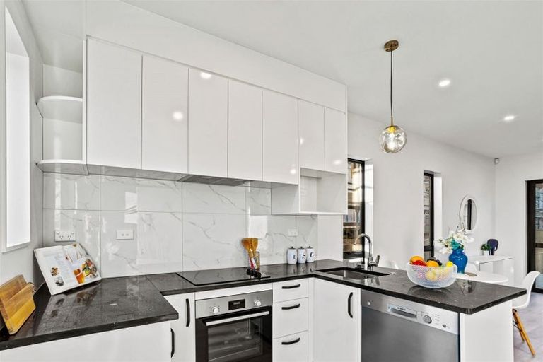 Photo of property in 1/36 Westgate Drive, Westgate, Auckland, 0614