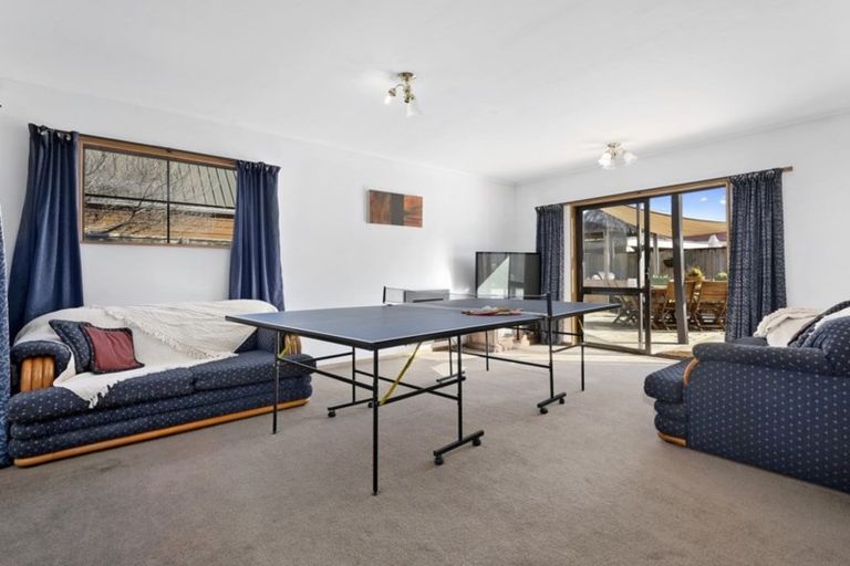 Photo of property in 21 Baltimore Crescent, Totara Park, Upper Hutt, 5018