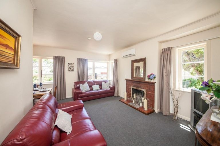 Photo of property in 54 Savage Crescent, West End, Palmerston North, 4412