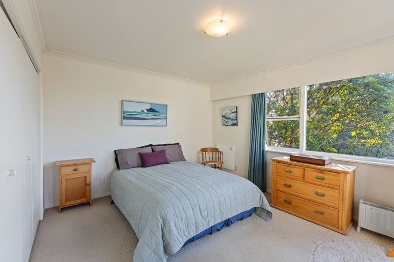 Photo of property in 38 Queens Road, Waikanae Beach, Waikanae, 5036