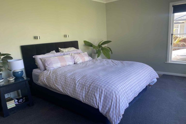 Photo of property in 25 Liverpool Street, Takaro, Palmerston North, 4412