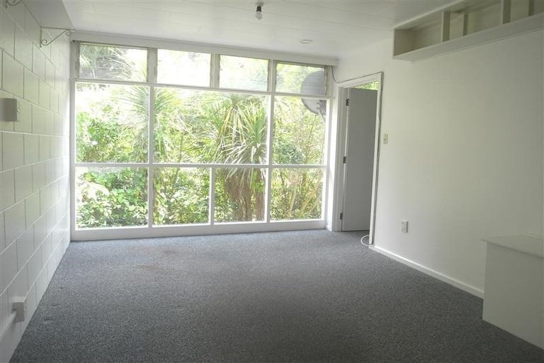 Photo of property in 1a Rimu Street, New Lynn, Auckland, 0600