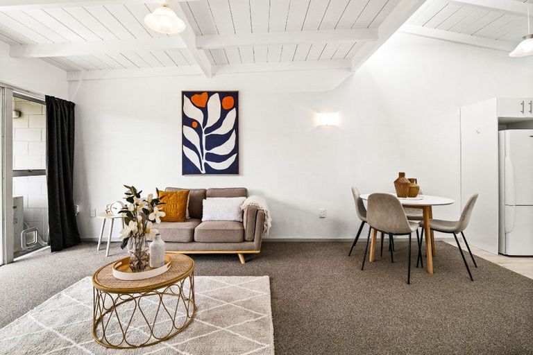 Photo of property in 114a Elgin Road, Kenmure, Dunedin, 9011