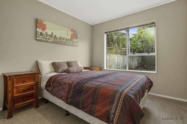 Photo of property in 1 Lesa Annis Place, Henderson, Auckland, 0612