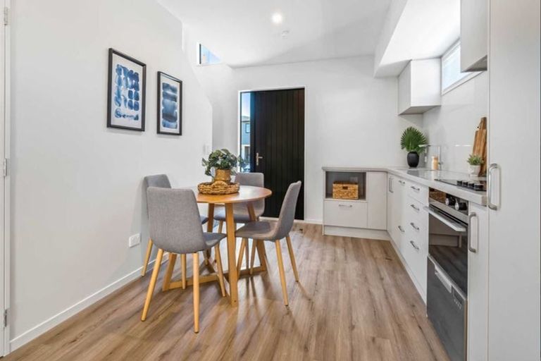 Photo of property in 1/165 Cranford Street, St Albans, Christchurch, 8014