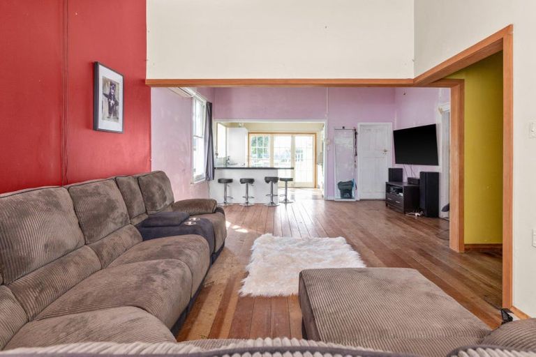 Photo of property in 615 Queen Street West, Saint Leonards, Hastings, 4120