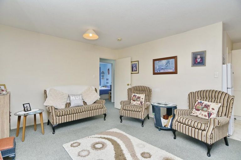 Photo of property in 94b Percival Street, Rangiora, 7400