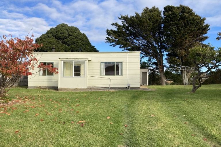 Photo of property in 8 Victor Road, Raumati Beach, Paraparaumu, 5032
