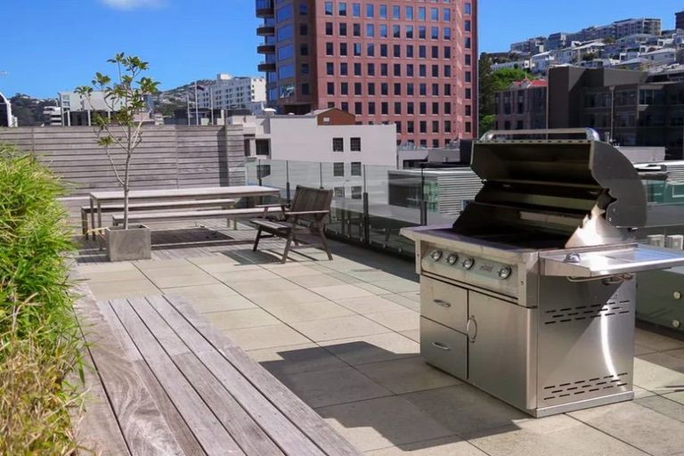 Photo of property in Chews Lane Apartments, 8g/9 Chews Lane, Wellington Central, Wellington, 6011