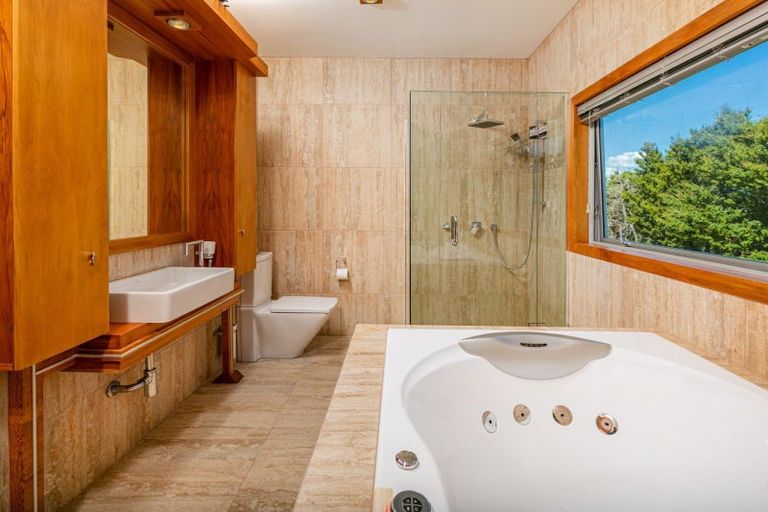 Photo of property in 27 Oban Road, Browns Bay, Auckland, 0630